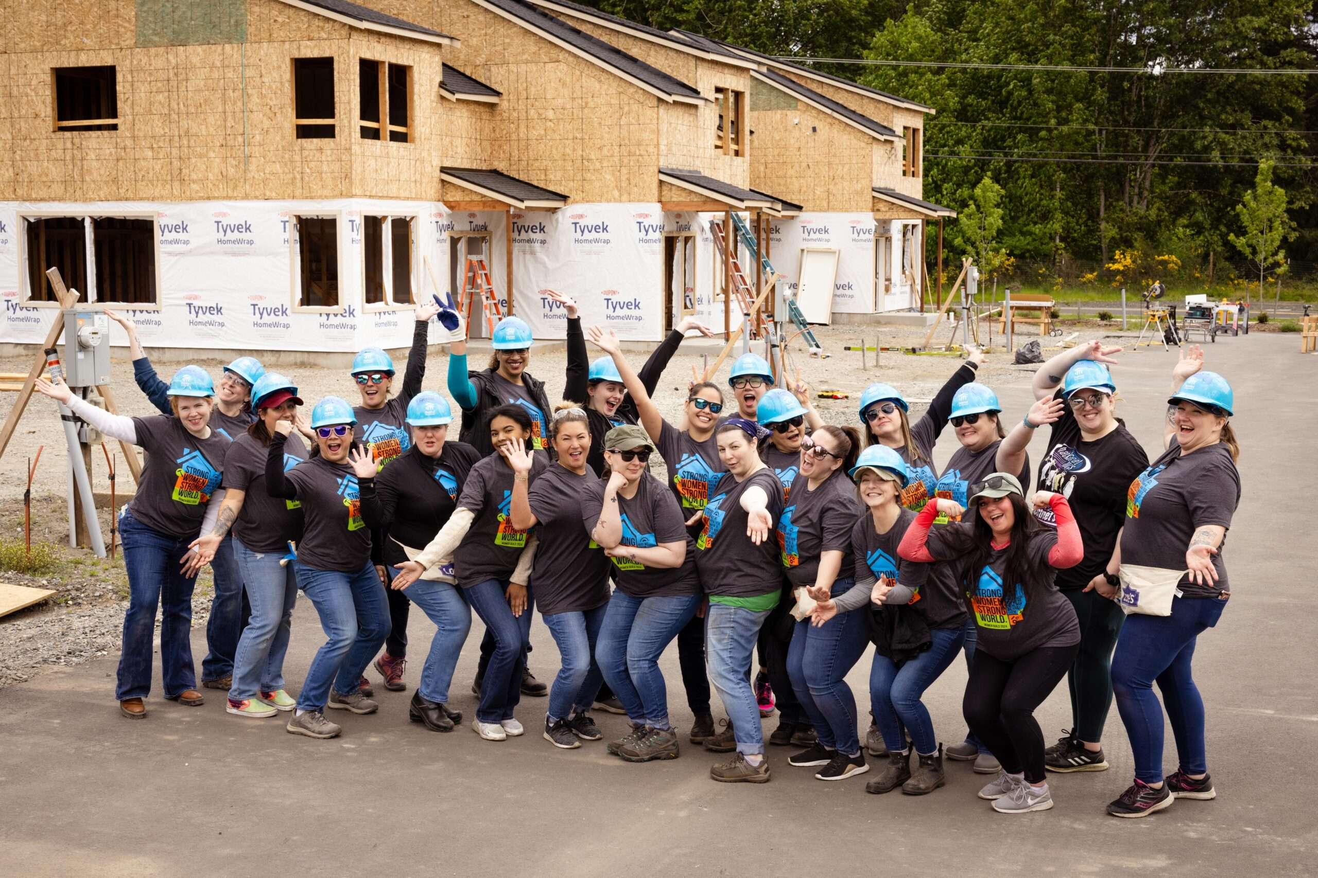Group photo of women build volunteers.